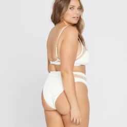 Ribbed Sadie Bikini Top 22 Ribbed Sadie Bikini Top -Sunflair Verkäufe 5797496 SADIE PALONIA CRM A 3 e72911da 1eec 45c1 b4dc 0dfbfe0b5727