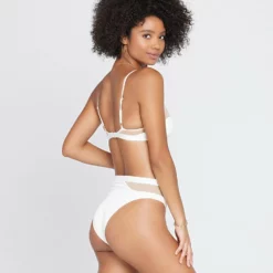 Ribbed Sadie Bikini Top 26 Ribbed Sadie Bikini Top -Sunflair Verkäufe 5833725 SADIE PALONIA CRM V 3 1bbcb277 28ae 44be 83ee d10b3430f7a9