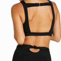 Raisins Ribbed Summer Halter Top In Black Y710282-BLK 9 Raisins Ribbed Summer Halter Top In Black Y710282-BLK -Sunflair Verkäufe Raisins Stir it Up Ribbed Black One Piece Y710282 44 BLK3538 R1