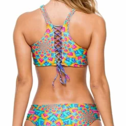 Luli Fama Star Girl High Neck Reversible Bikini Top -Sunflair Verkäufe luli Fama Star Girl Bikini Reverse L527 480 349 111 s4 ca7dc802 6c86 4dae a1d6 edbc465118eb