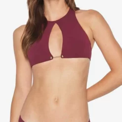 Robin Piccone Luca Cut Out Bikini Bottom In Rubine 181762-RBN -Sunflair Verkäufe robin piccone079 181704 181762 3220 1024x1024 6c02b9cb 38f8 4ea8 a32f 98a1e62f5a37